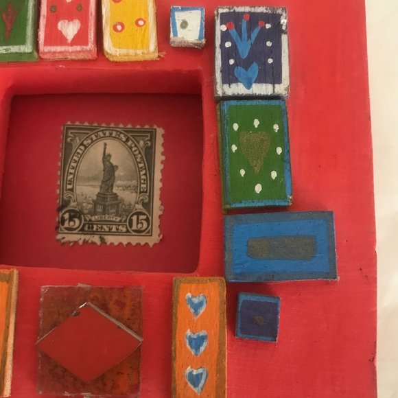 Small Red Funky Bright Frame - Picture 8 of 9